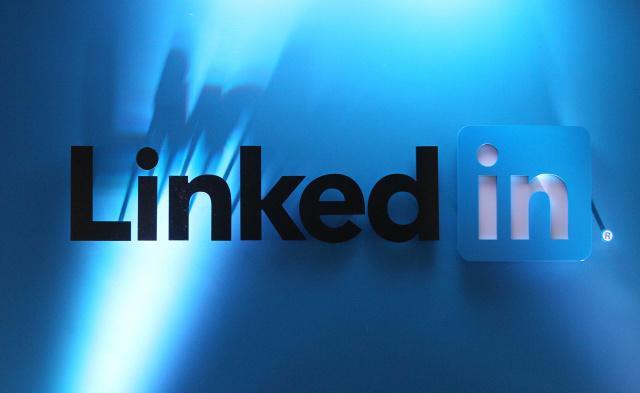 由于疫情减缓了全球招聘速度，LinkedIn将裁员近1000人