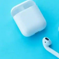 迪拜女子从亚马逊收到巨大的假苹果AirPods