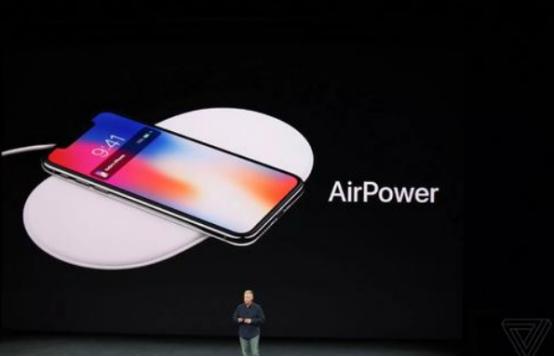 新的细节透露Apple AirPower无线充电板可能仍会启动
