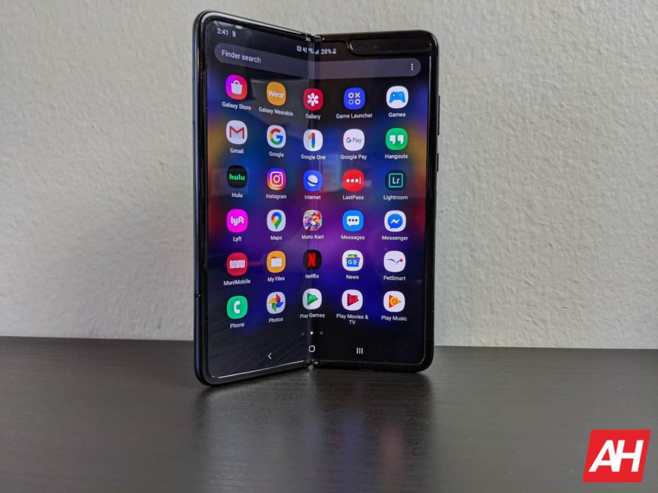 Galaxy Fold Lite明年降价55％上市