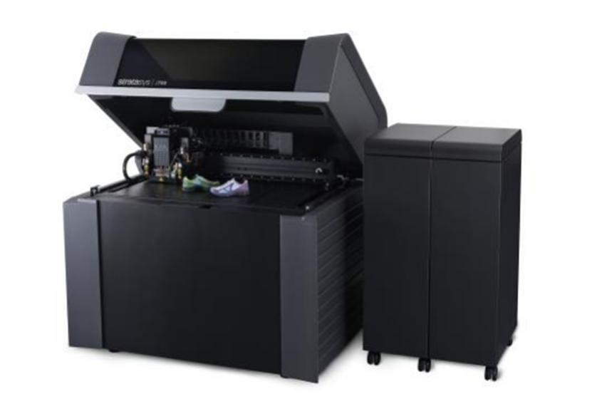 ​Stratasys推出J826中端3D打印机