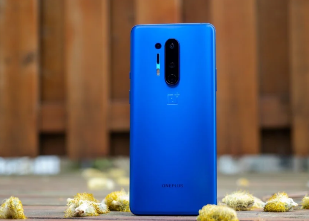 您应该购买哪种颜色的OnePlus 8和8 Pro