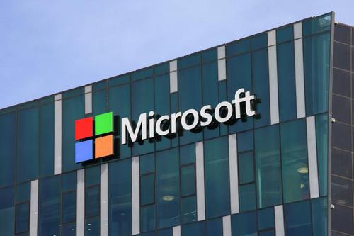微软从其新开发部门发布首个Windows 10版本