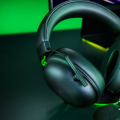 前沿数码资讯：Razer售价99美元的BlackSharkV2有线游戏耳机具有THX空间音频