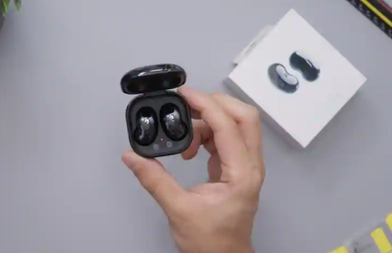 三星无意间透露了Galaxy Buds Pro的一个关键功能