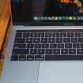 前沿数码资讯：新的16英寸MacBookPro将于下个月上市