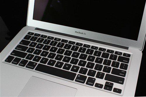 MacBook Air配备了升级版键盘和升级版配置