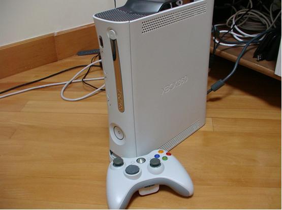 ​Xbox 360获得了独家的红盒子即时发射控制台