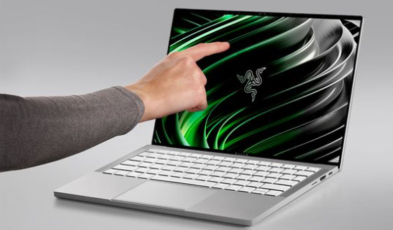 雷蛇Razer Book 13首款面向主流市场的笔记本电脑