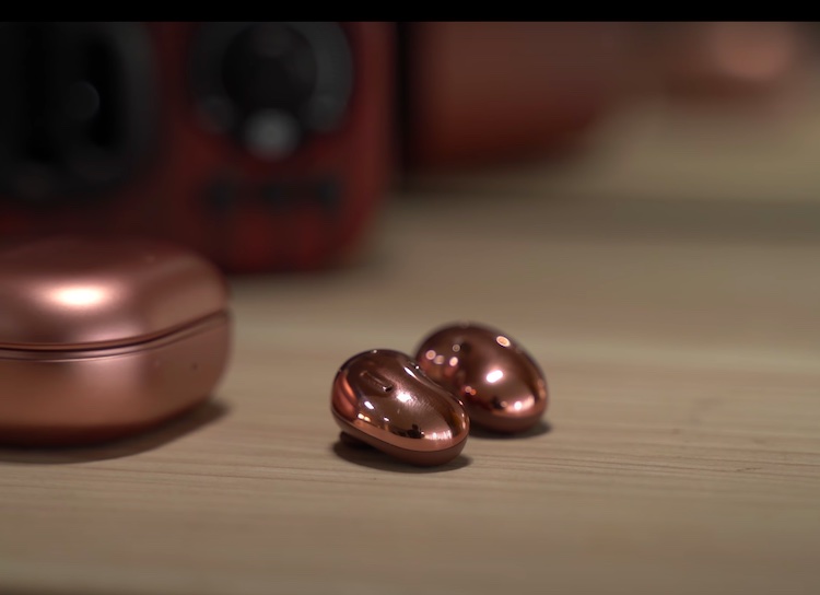 三星称新Galaxy Buds Live为“豆子”，揭示拆解