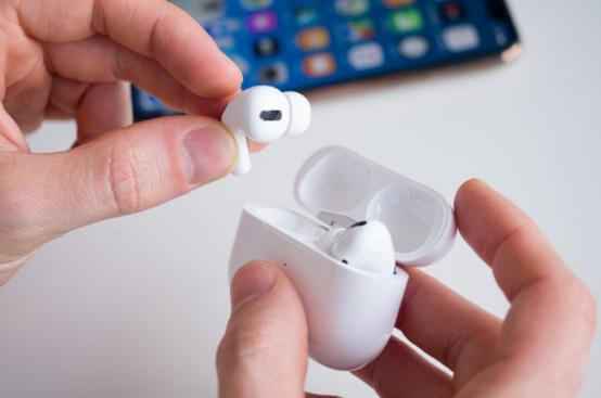 苹果使您更容易更换损坏或丢失的AirPods Pro耳塞