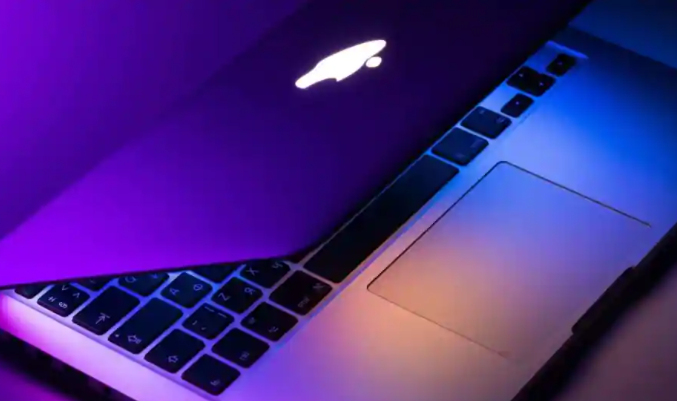 苹果将在2021年推出两款MINI  LED  MacBook  Pro
