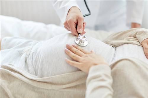 四大因素 会导致胎儿畸形，孕妈如何预防胎儿畸形？