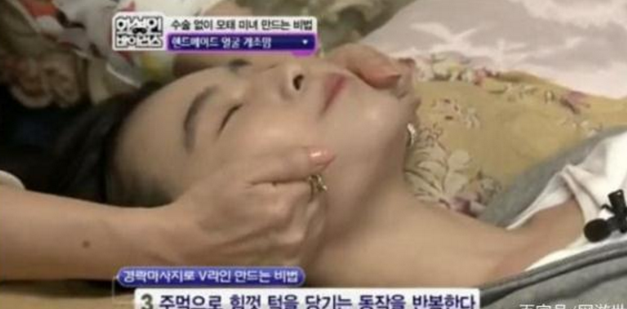 韩国妈妈为女儿“徒手”整形16年，单眼皮变双眼皮，酷似宋慧乔！