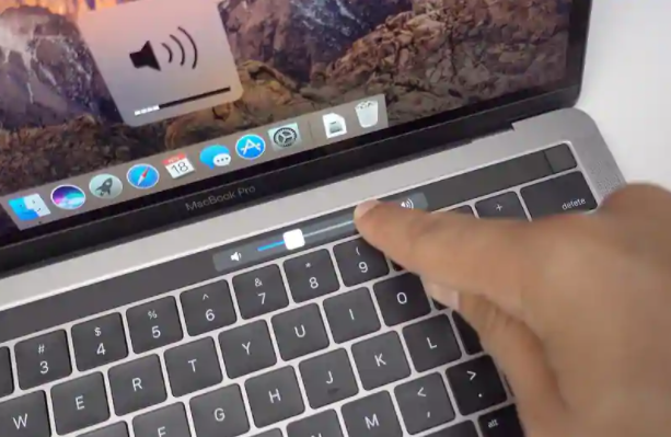 苹果将来可能会在MacBook  Pro的Touch  Bar中添加Force  Touch