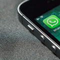 WhatsApp提供应用内购买和云托管服务