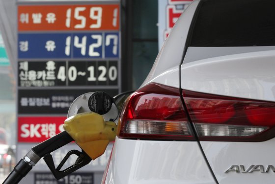 首尔汽油价格连续三天下跌100韩元 到1400韩元左右的加油站