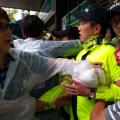 防止法人分立；韩国zem工会与警察的冲突