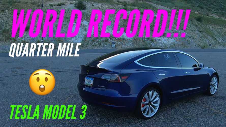 观看特斯拉模型3设置新的1/4英里世界纪录