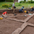 布里斯托尔考古学家发掘的维京人营地遗迹将出现在BBC四大系列中