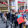 最宠粉的手机品牌？一加Ace2原神定制礼盒Pop-up快闪活动八城同庆